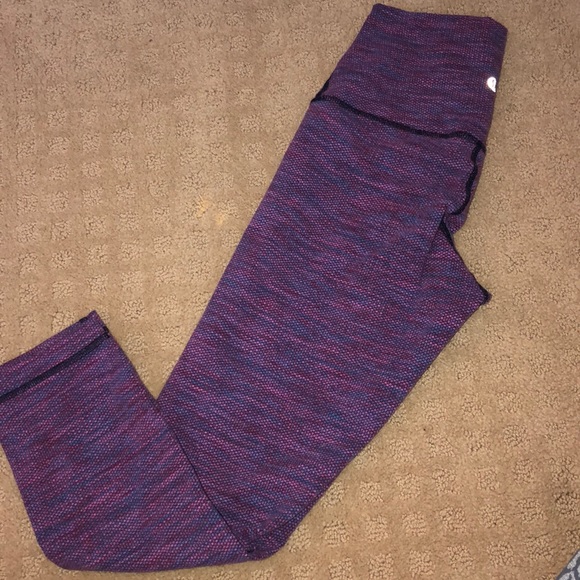 LULU SIZE 4 - Picture 1 of 2